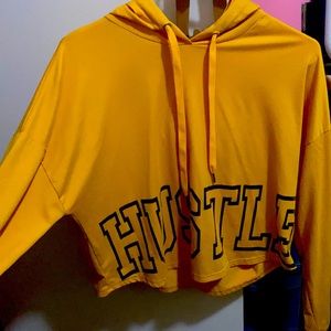 long sleeve women’s crop top